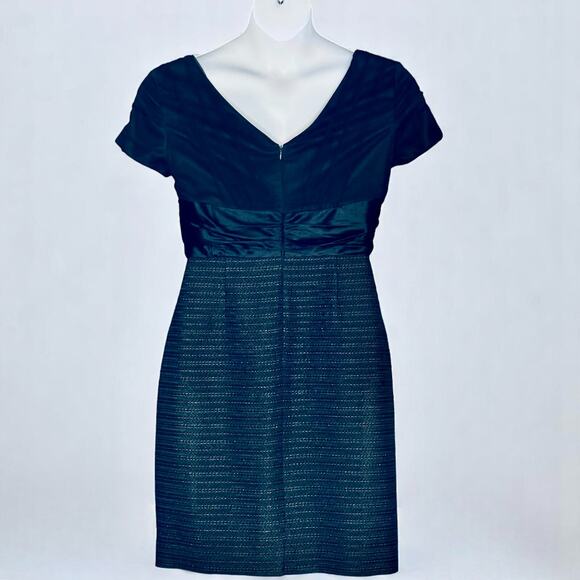 Antonio Melani Knee Length Cocktail Dress Sz 10 Metallic Blue V Neck Back Zip - Picture 4 of 7